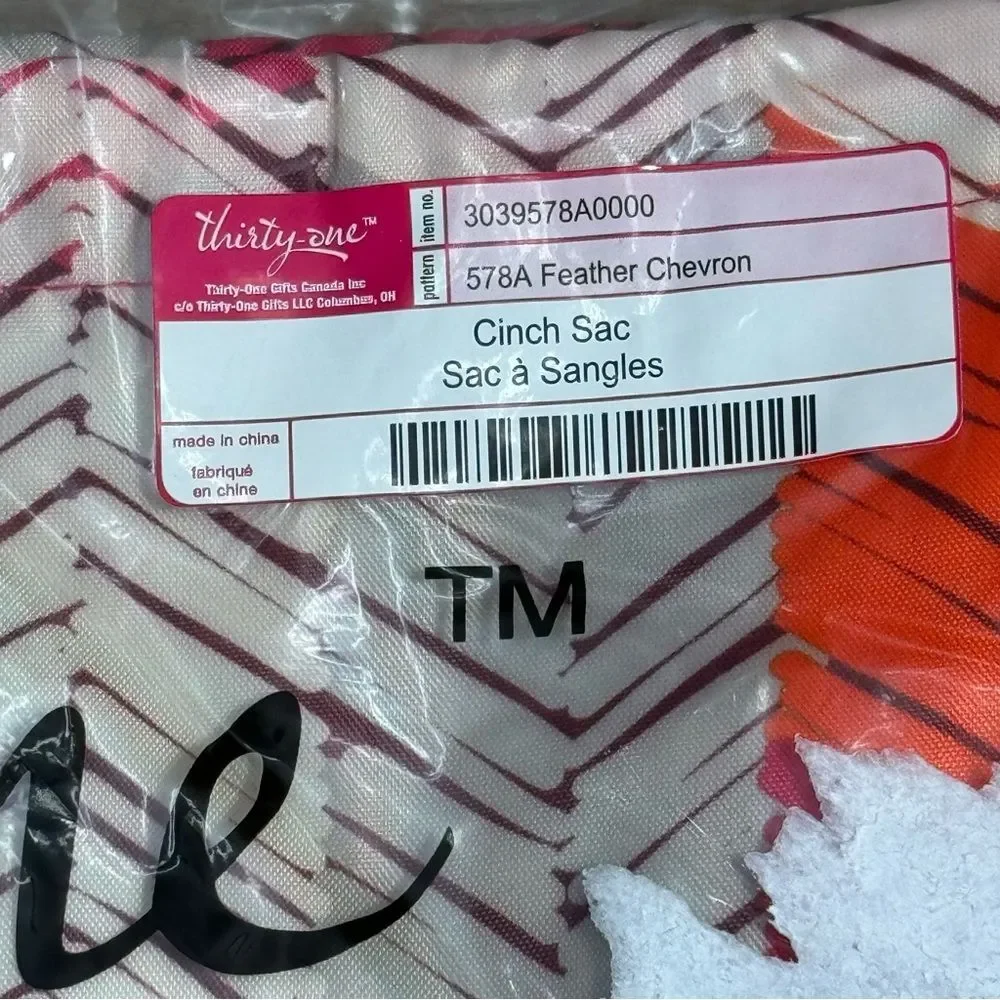 BNWT Thirty One Cinch Sac in Feathered Chevron Drawstring Backpack
